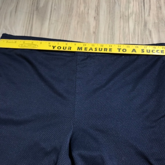 Vintage 90's FILA Shorts Spellout Drawstring - Picture 4 of 8